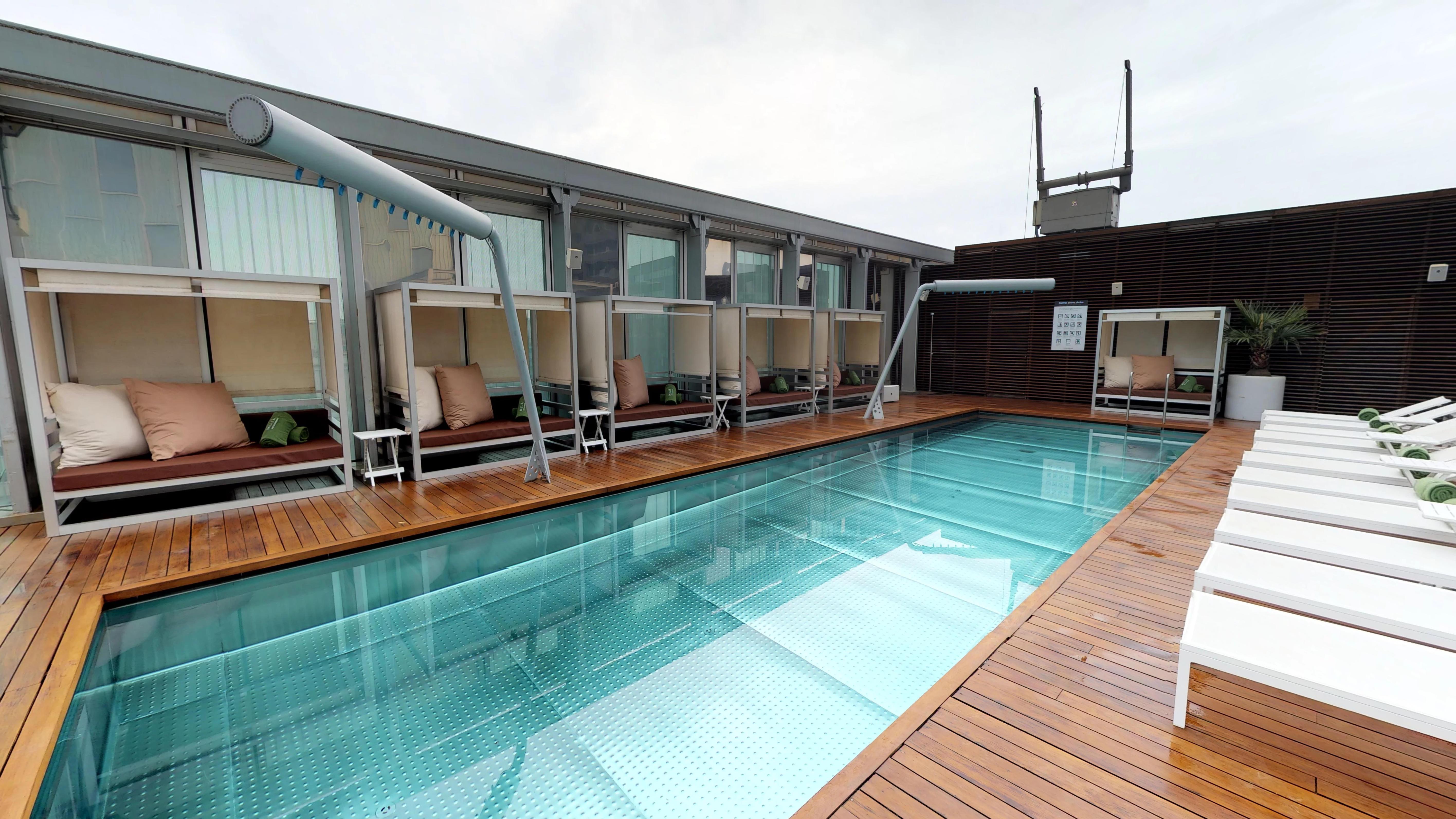 The Level At Melia Barcelona Sky Hotel Exterior photo